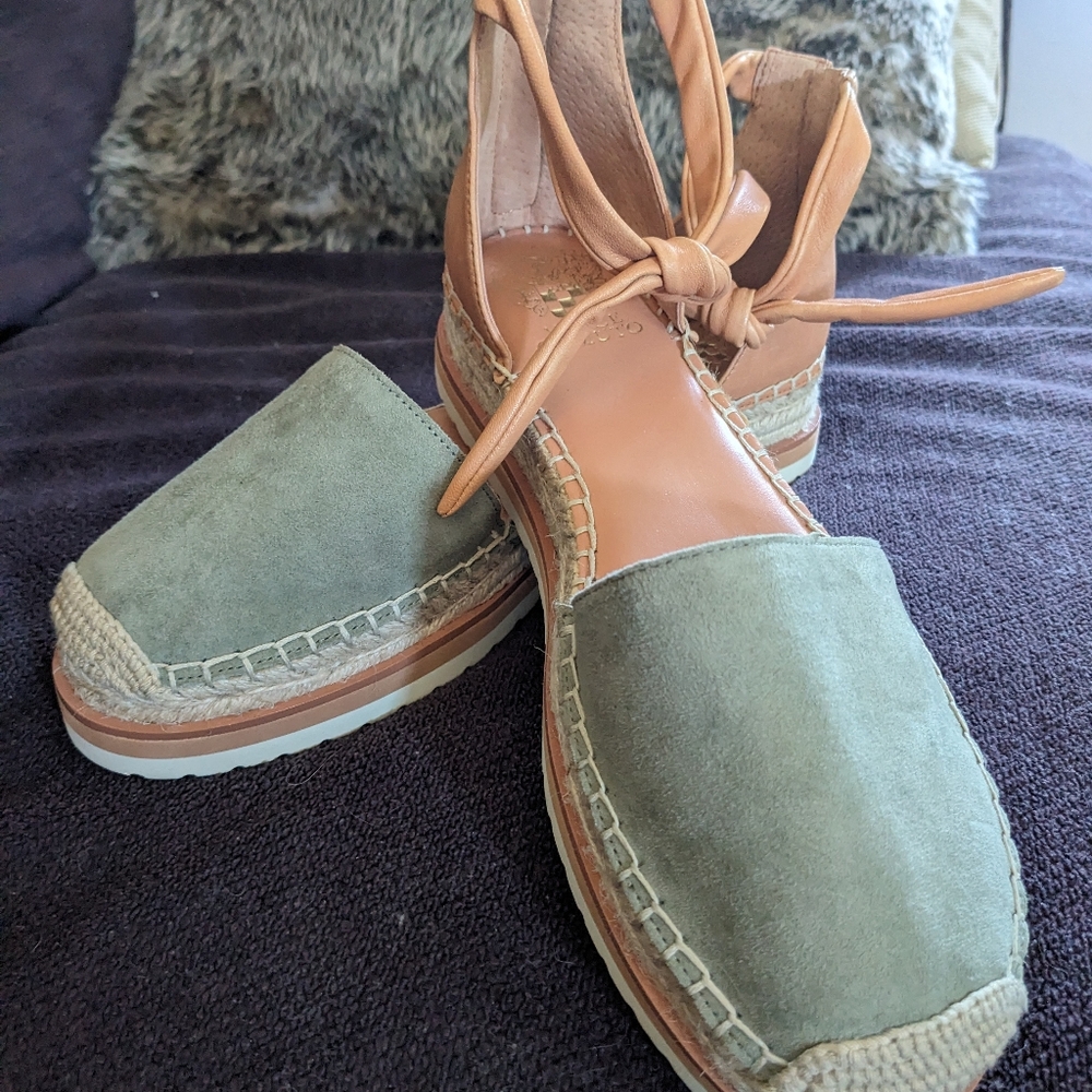 Vince Camuto espadrilles